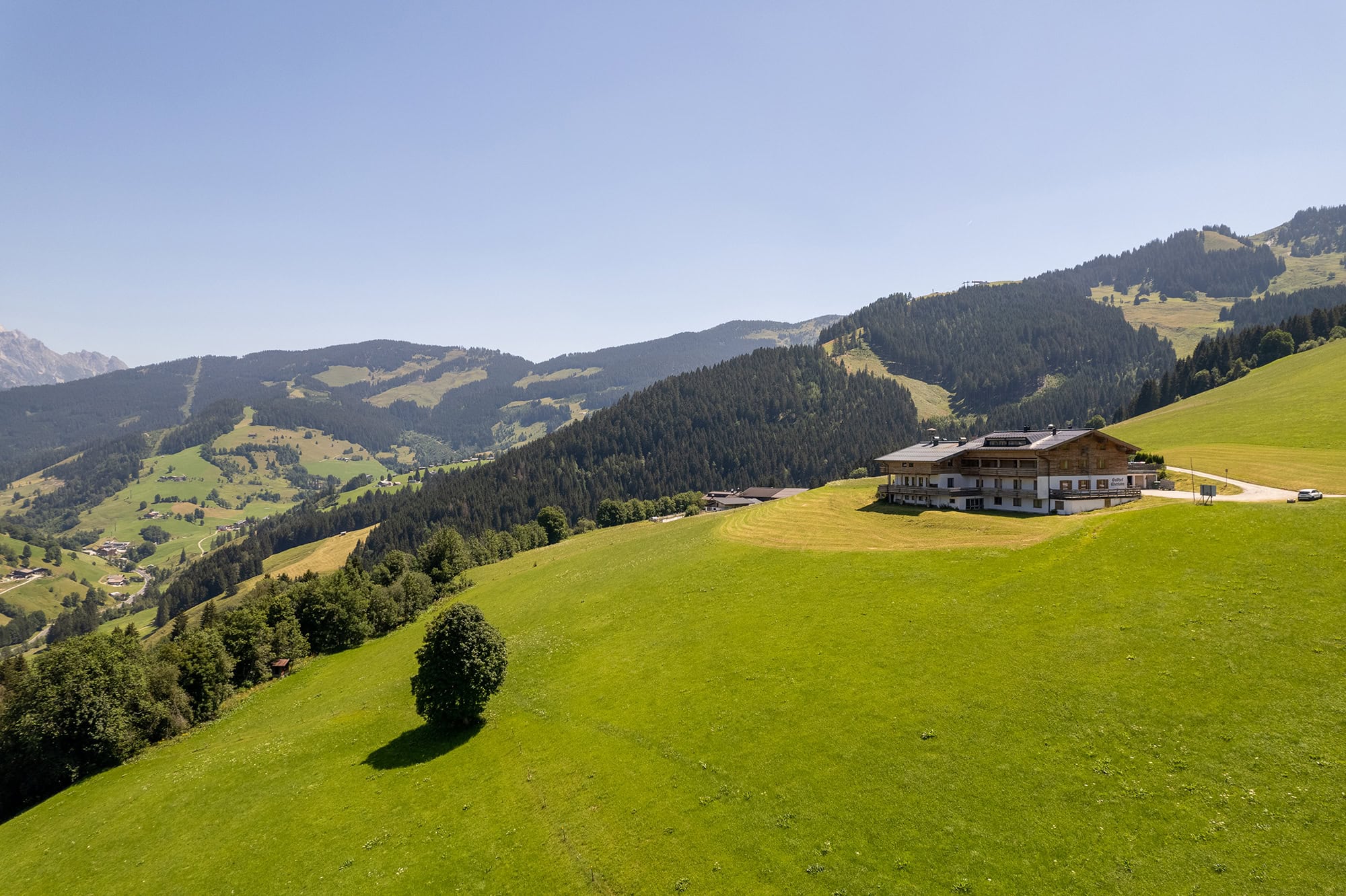 Exterior view_Maria_Alm