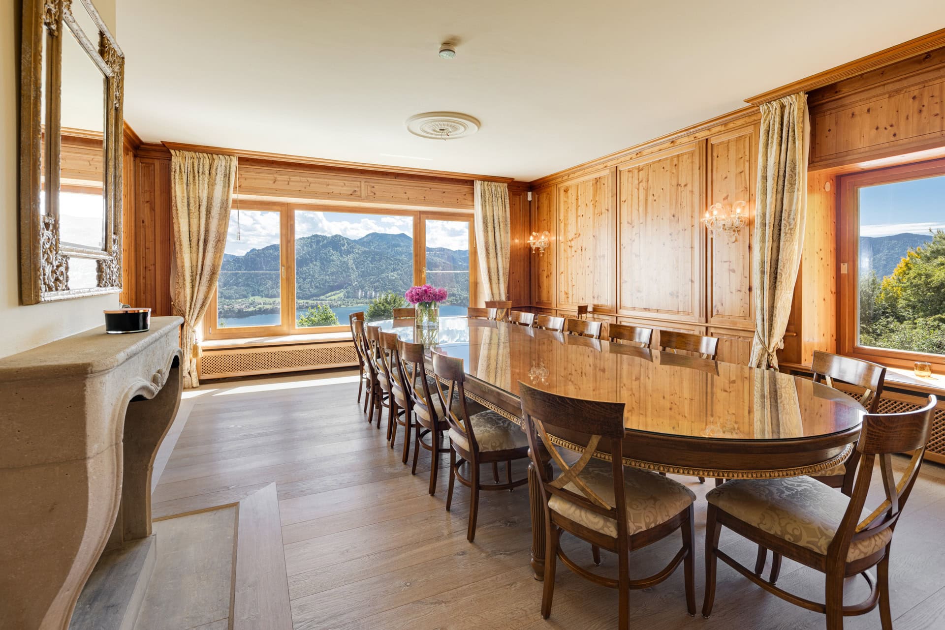 Dining room_Tegernsee_Villa