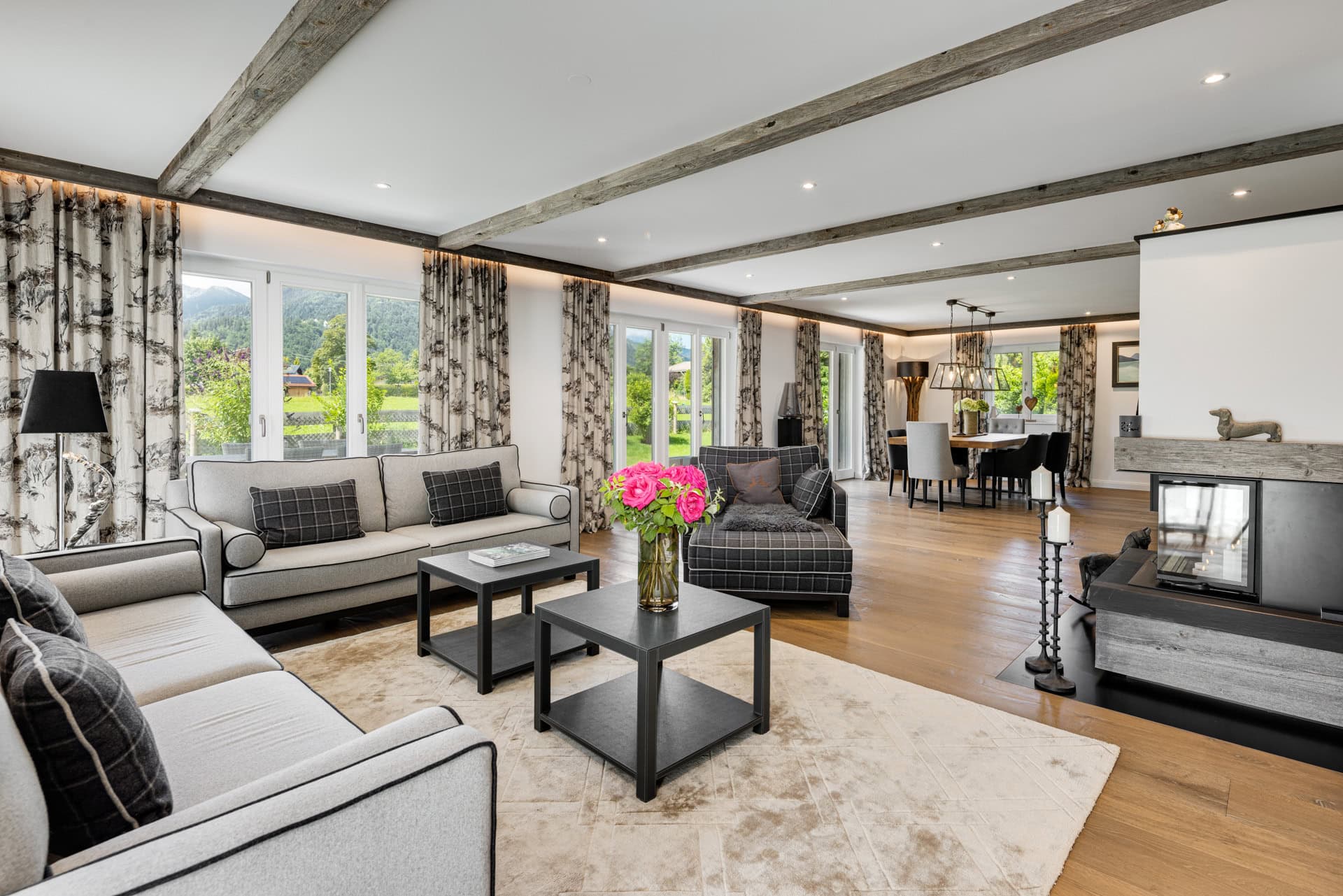 Living and dining area