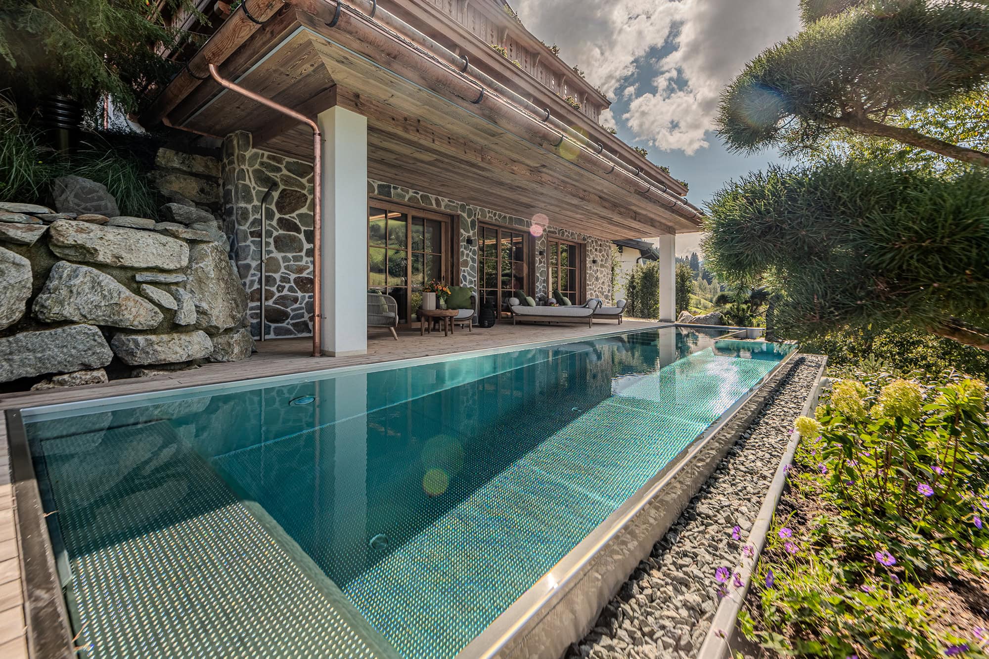 Outdoor-Pool
