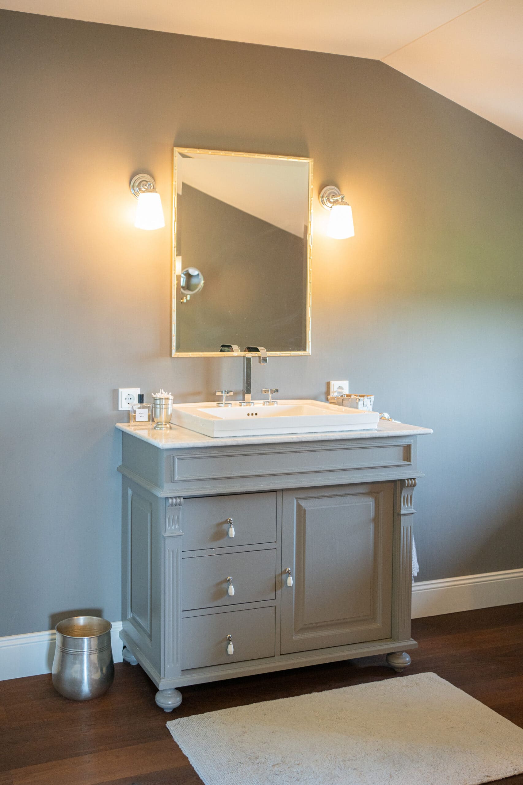wash basin