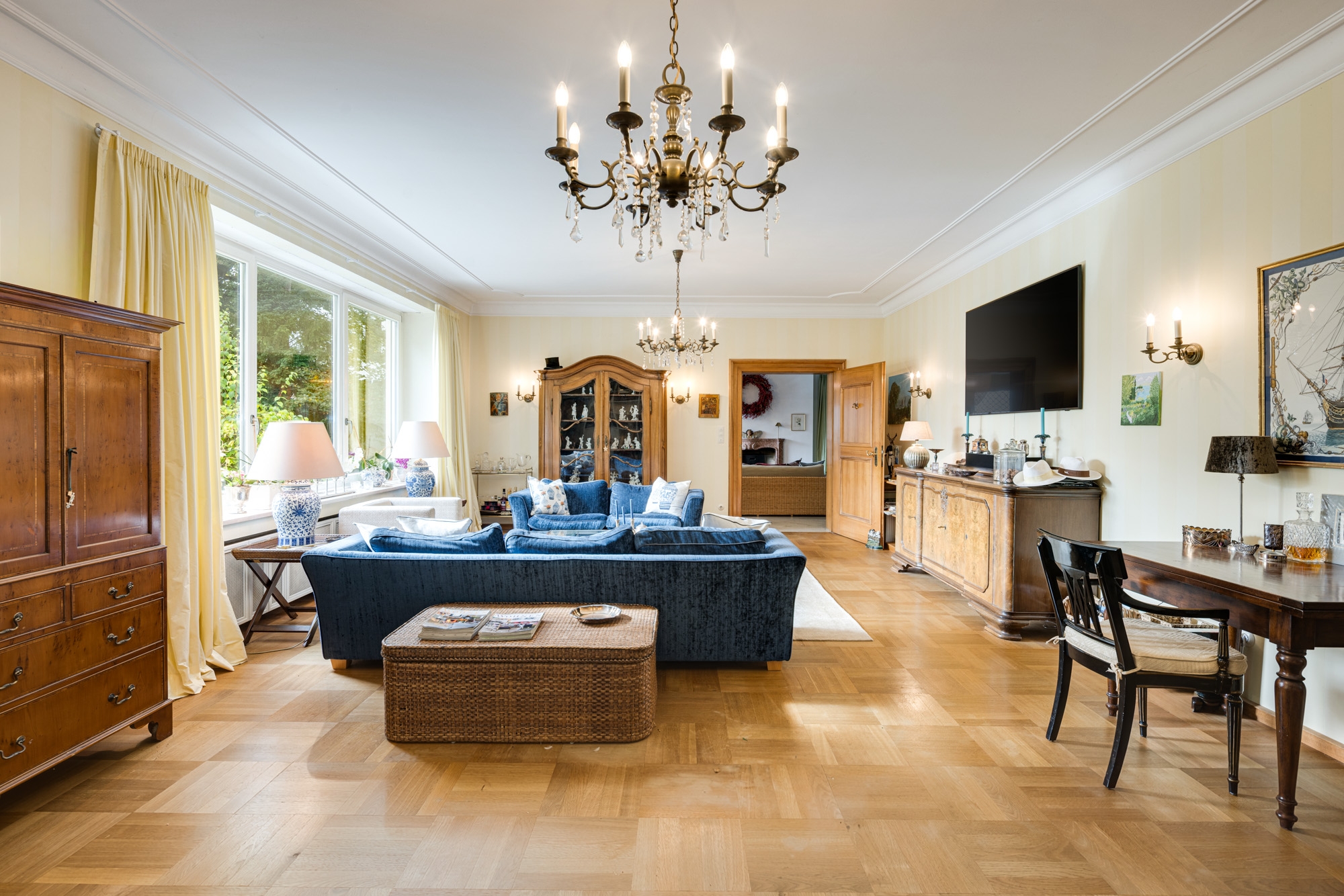 Elegant Living Room